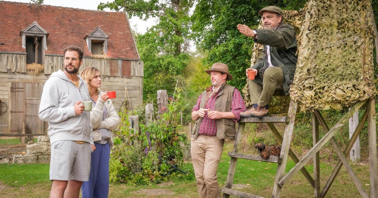 Didier Bourdon brings out his rifle in Chasse Gardée (trailer)