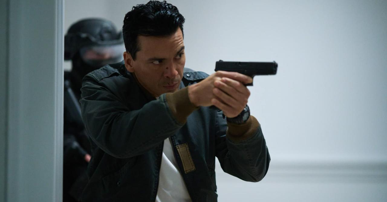 Paris Has Fallen: A Very Effective French 24 Heures Chrono (Review)