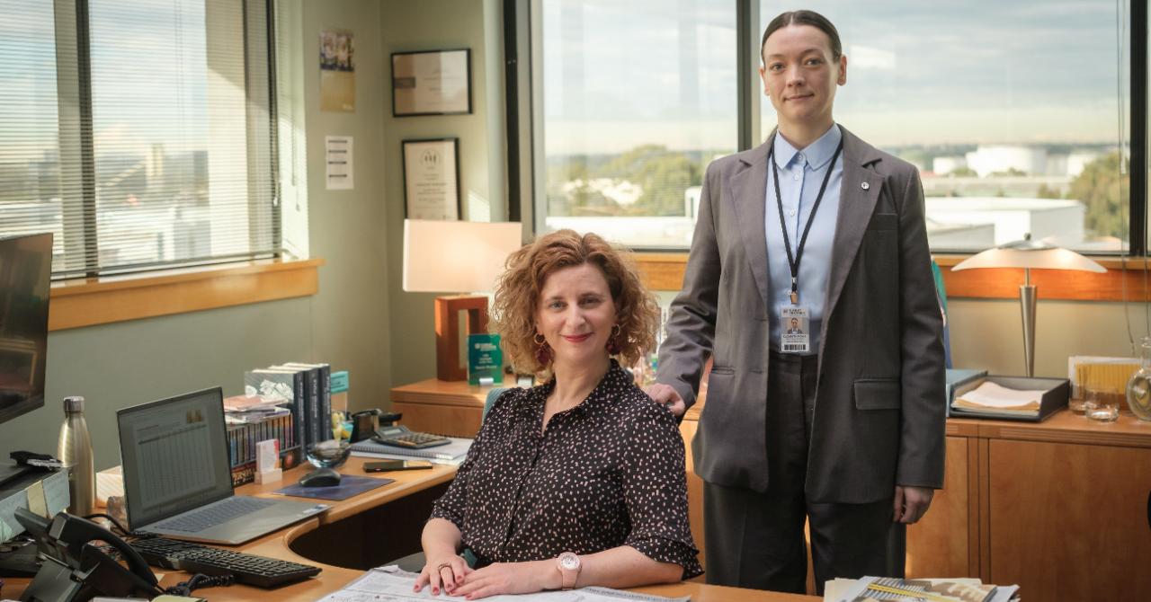 The Office: the Australian version has its trailer... copy and paste!