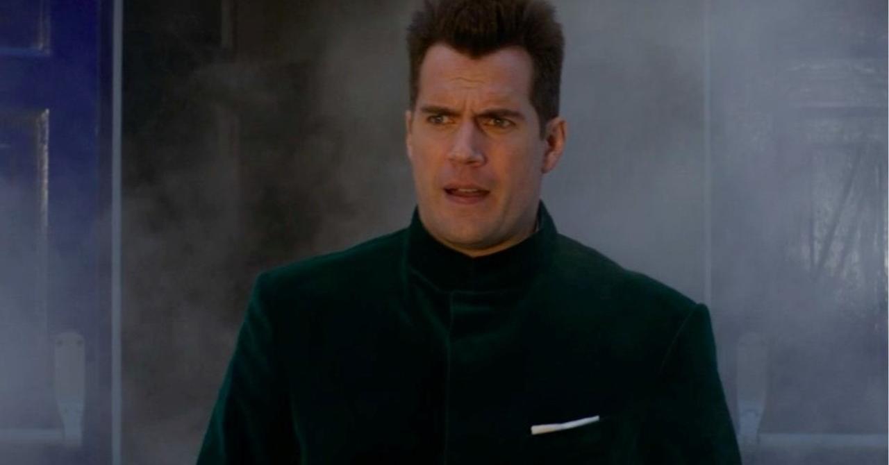 Henry Cavill will star in this huge Pacific Rim-style blockbuster