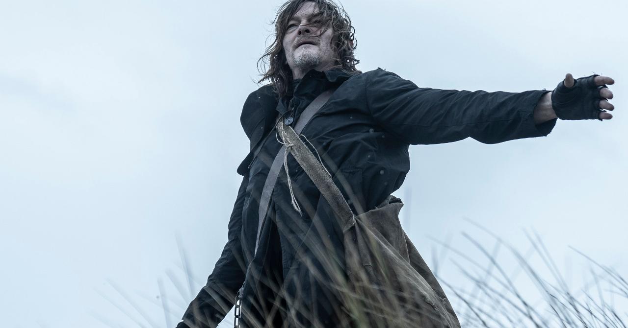 Walking Dead: Norman Reedus deciphers this languorous kiss