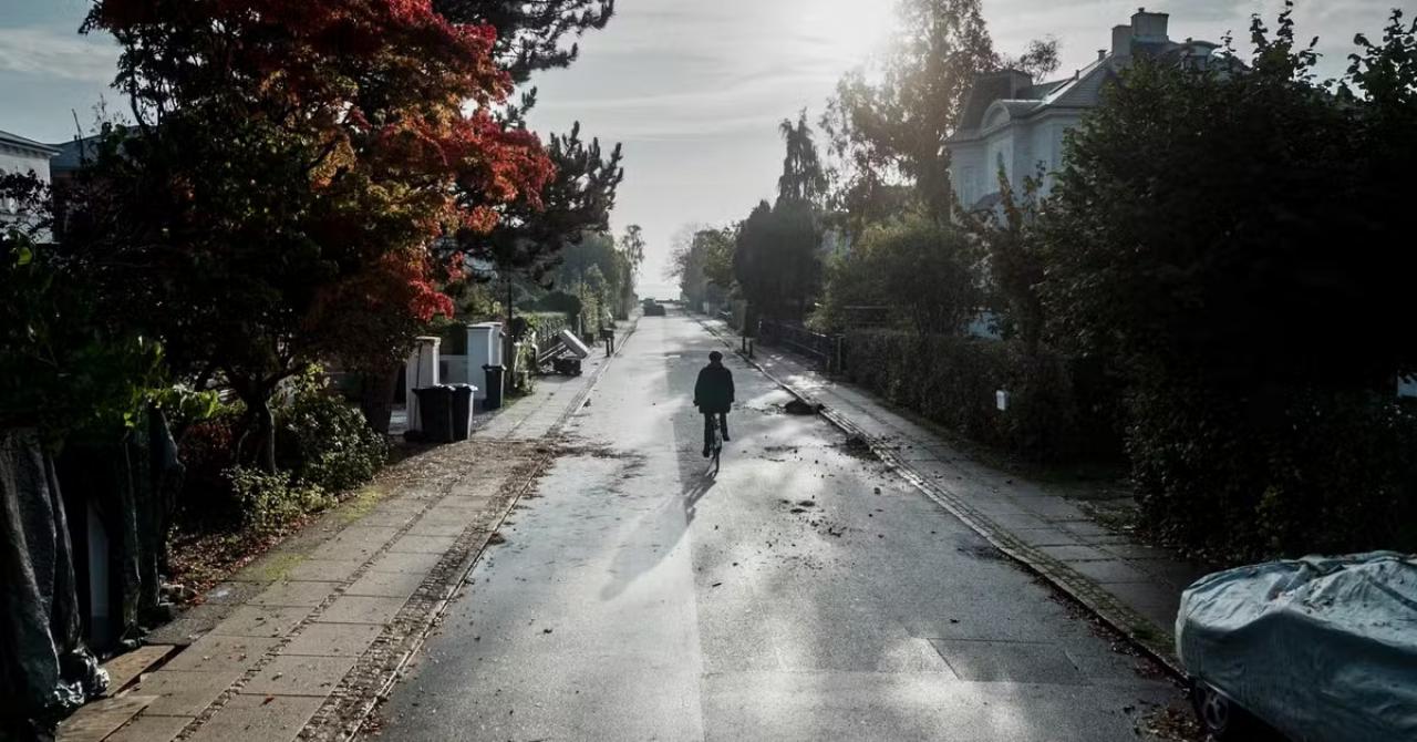 Thomas Vinterberg: “No, the disaster of Families Like Ours is not realistic”