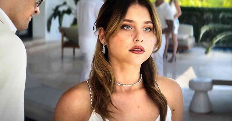 Back: the sensual trailer for the last part