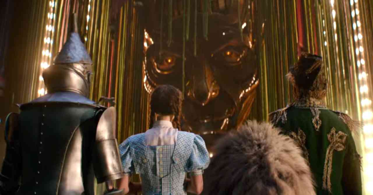 Dorothy arrives in Oz in the Wicked trailer: part 2