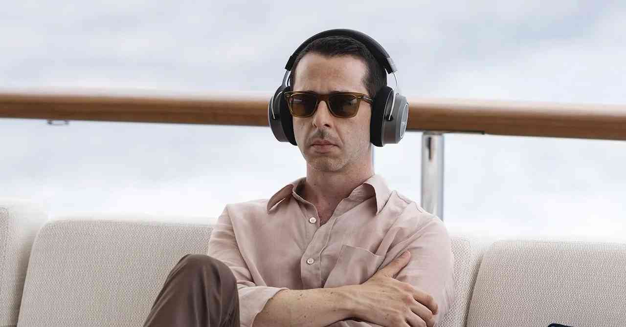 The suite of The Social Network, with Jeremy Strong in Mark Zuckerberg, has a date and a title