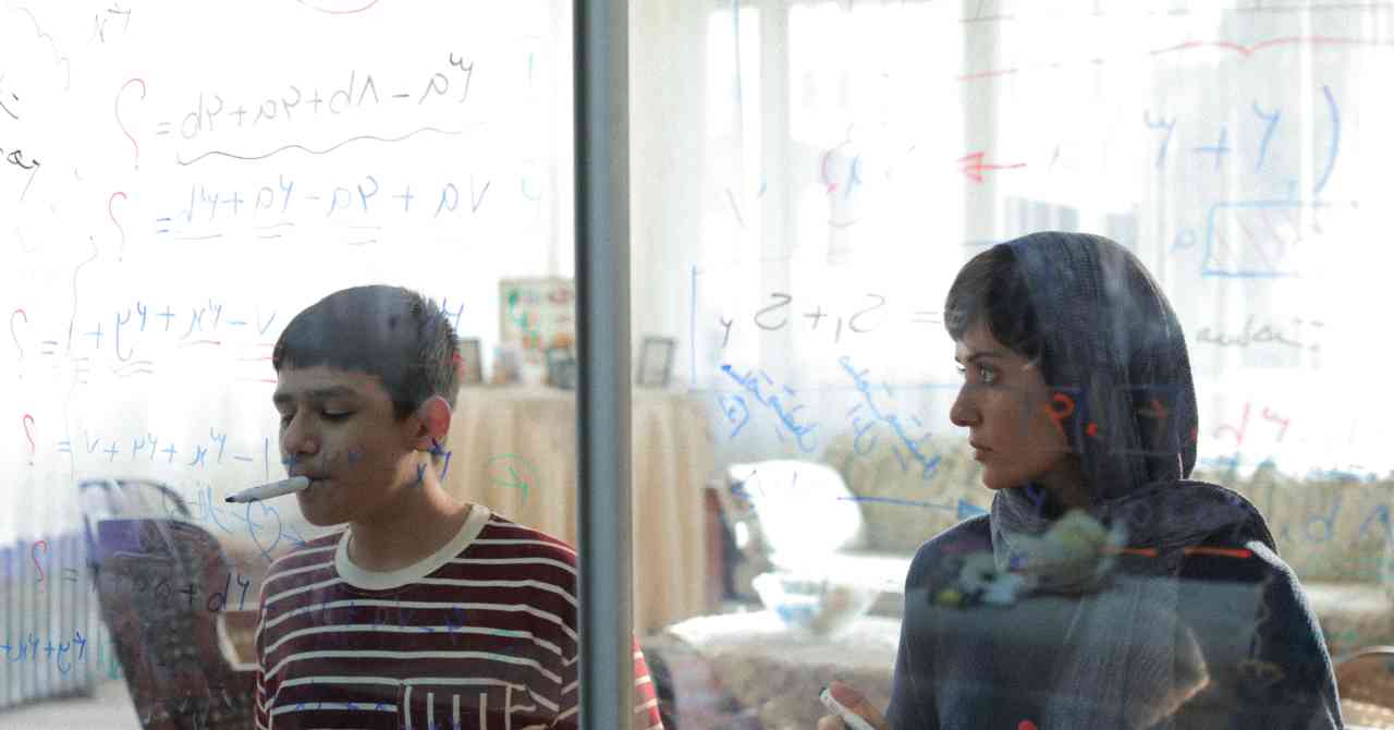 Woman and child, the new shocking film from the director of The Law of Tehran: trailer