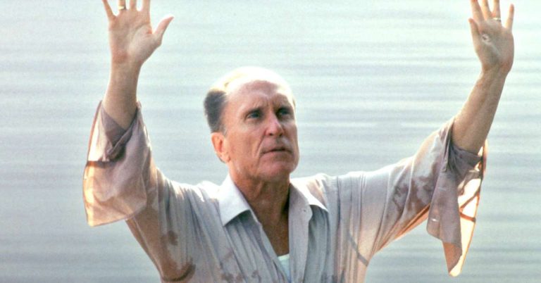 Robert Duvall has left us