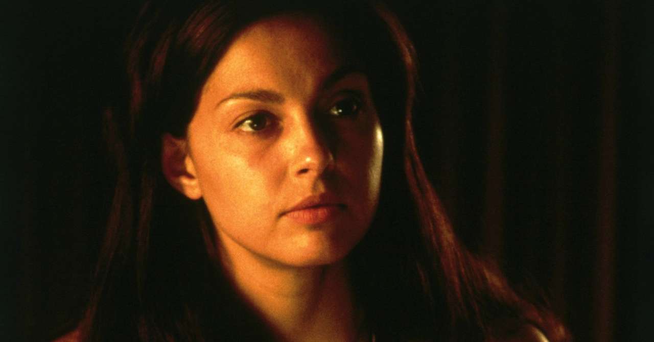 Ashley Judd returns to The Collector and questions the film