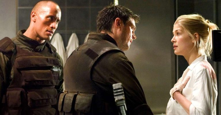 “It’s one of the worst films ever made”: Rosamund Pike destroys his Doom with The Rock