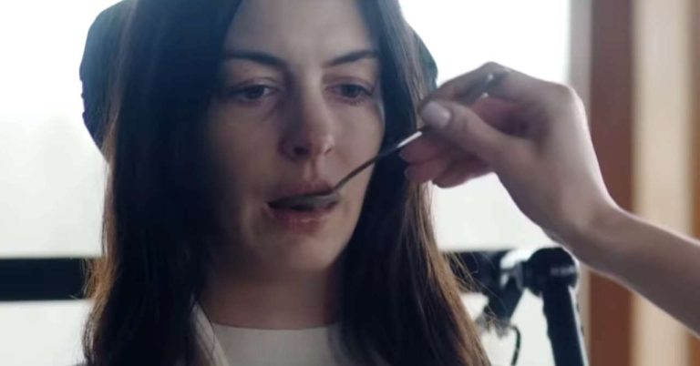 After Prada 2, Anne Hathaway already unveils her new film: trailer
