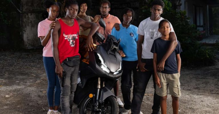 Éric Rochant embraces Bandi’s life in Martinique (review)