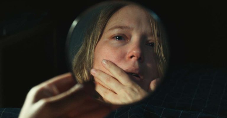 First image of Léa Seydoux in L’Inconnue by Arthur Harari