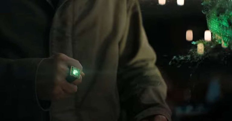 The ring is the star of the new Lanterns trailer
