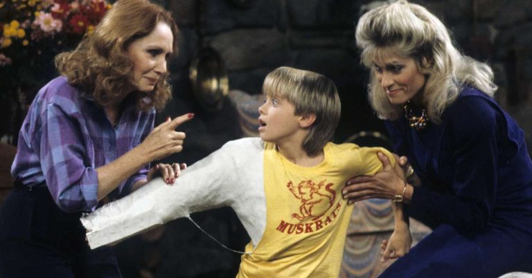 Madame's little boy became an Amazon delivery boy to make ends meet
