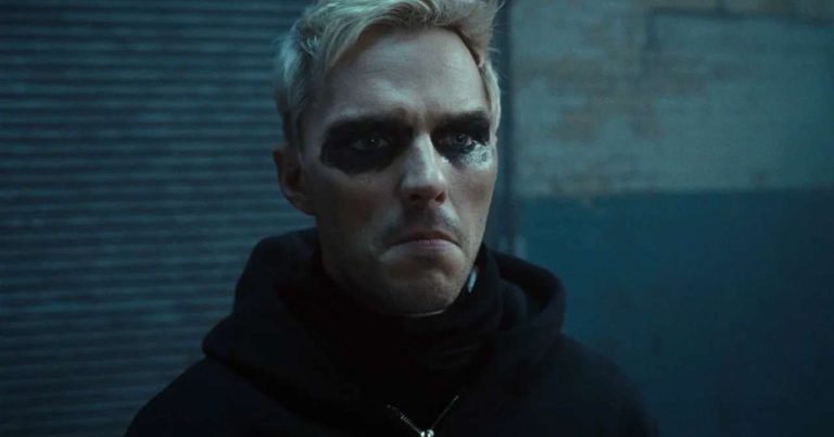 The director of Bullet Train shows us How to Rob a Bank: Trailer
