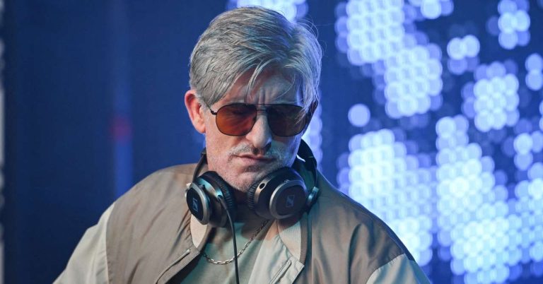 He composed the cult music for Drive: Kavinsky is dead
