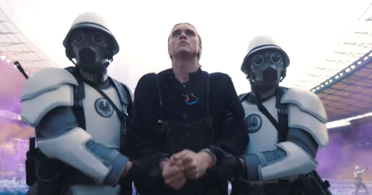 The new Haymitch is revealed in a new Hunger Games: Harvest Sunrise video