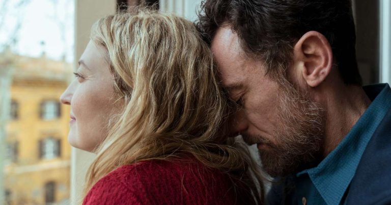 Three farewells: a beautiful melodrama (review)
