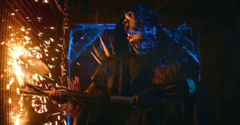 A terrifying first trailer for Slayground, the new A24 horror film
