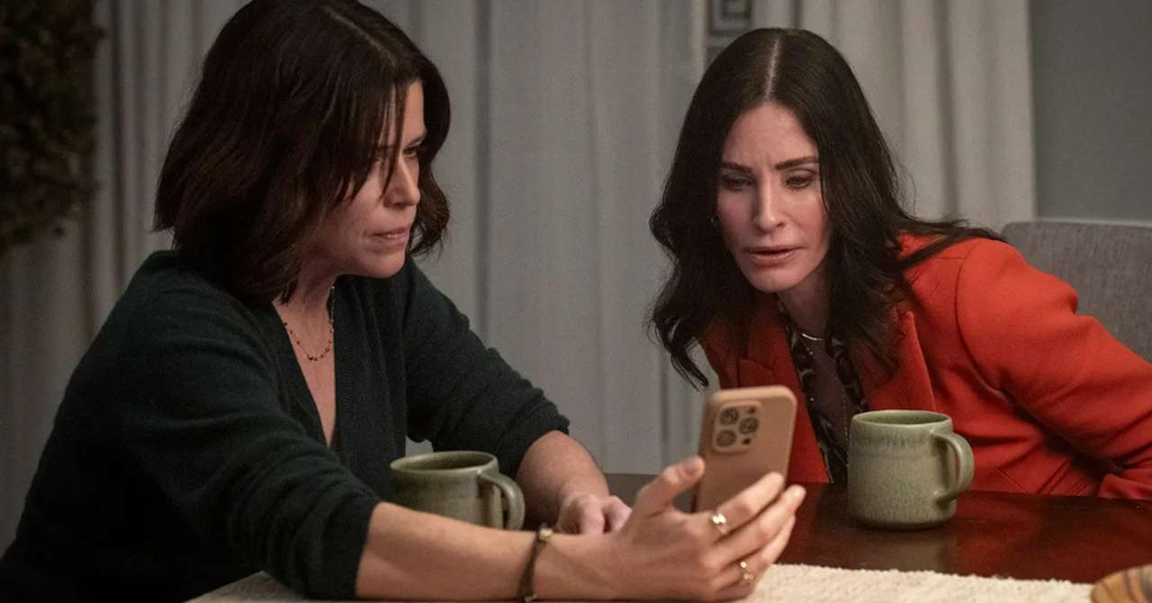 Courteney Cox wants to direct Scream 8
