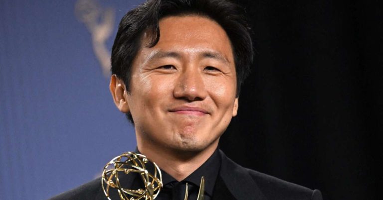 New “Emmys So White” controversy: no star of color won last night
