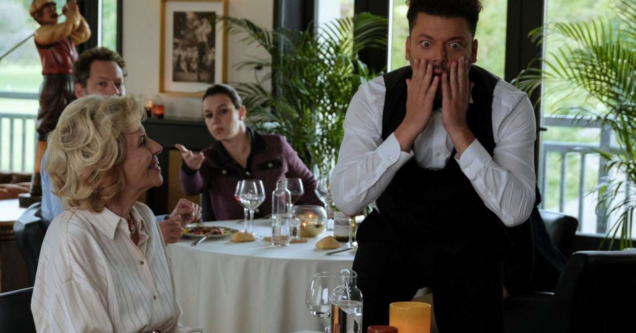 French box office: French comedies chase Brad Pitt