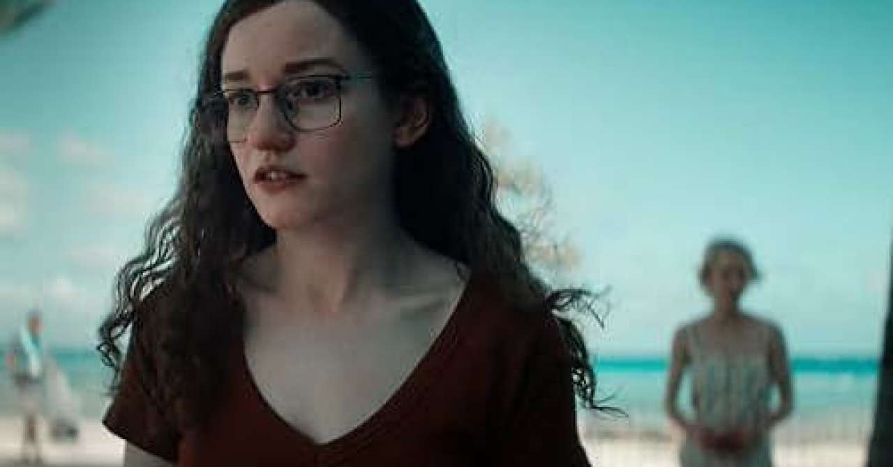 Julia Garner reunites with Netflix in The Altruists: trailer