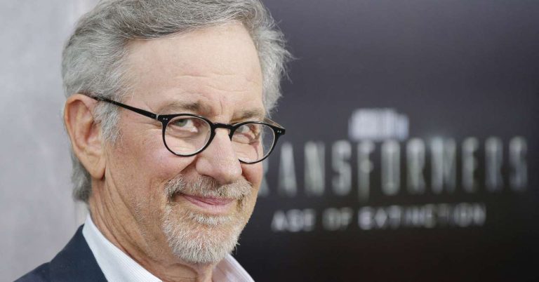 Steven Spielberg takes over the helm of Transformers: an 8th film in sight!

